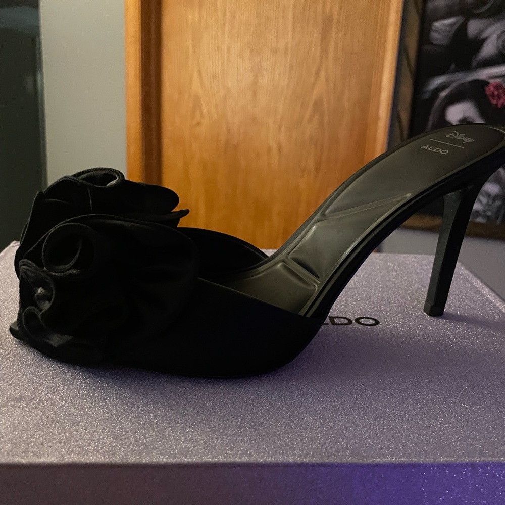Aldo x Disney Maleficientmule Ruffled Heels - Picture 2 of 4